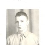 ww2 ancestor photograph military genealogy research